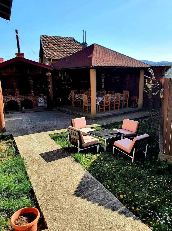 Hotel Casa Ostrov Călimăneşti Zewnętrze zdjęcie