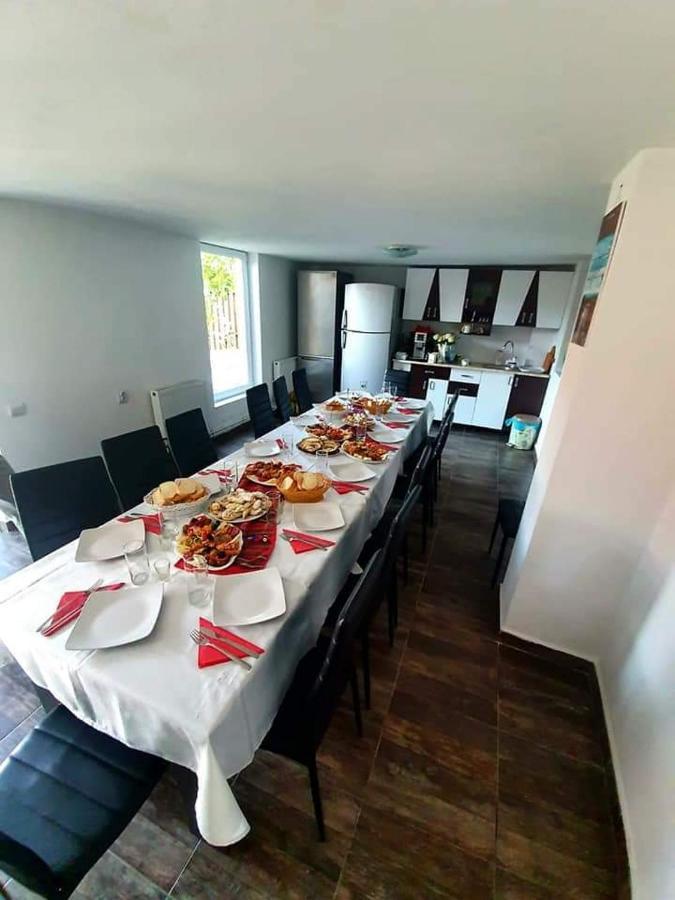 Hotel Casa Ostrov Călimăneşti Zewnętrze zdjęcie